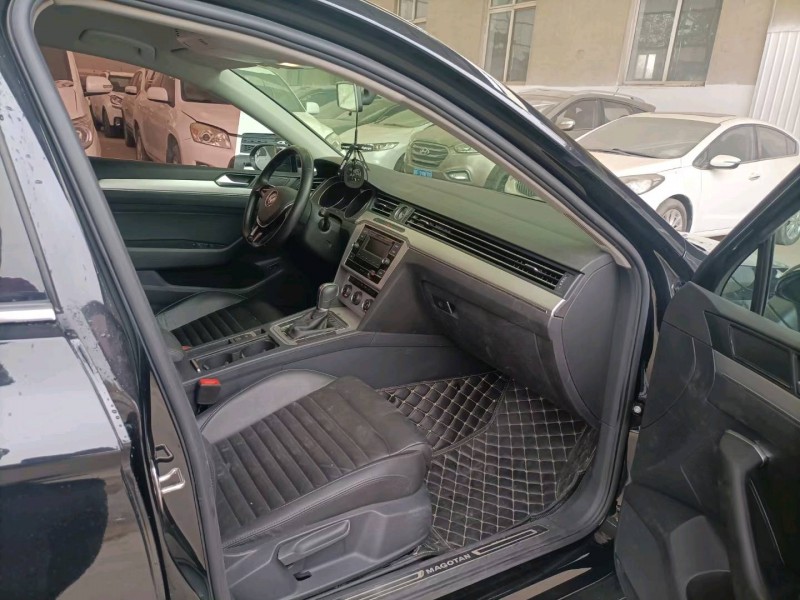 保定18年大众迈腾4