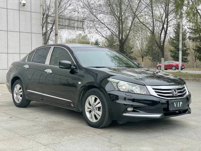 沈阳14年本田雅阁2