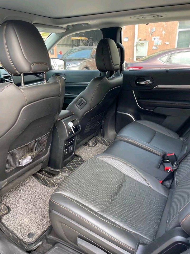 东莞18年Jeep指挥官5