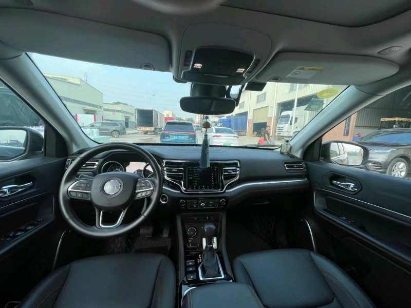 东莞18年Jeep指挥官4