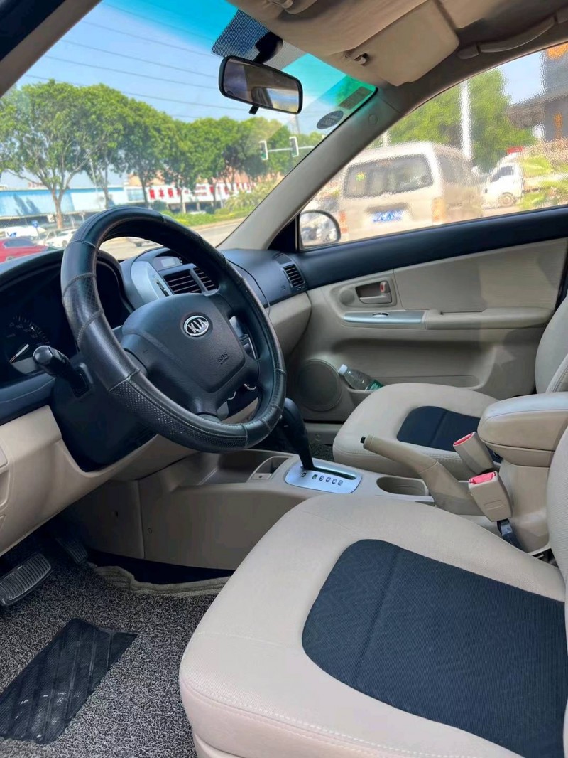 东莞09年起亚赛拉图5