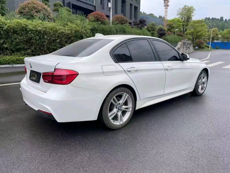 宜昌19年寶馬3系2