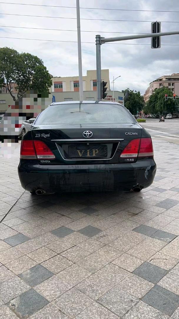 东莞06年丰田皇冠9