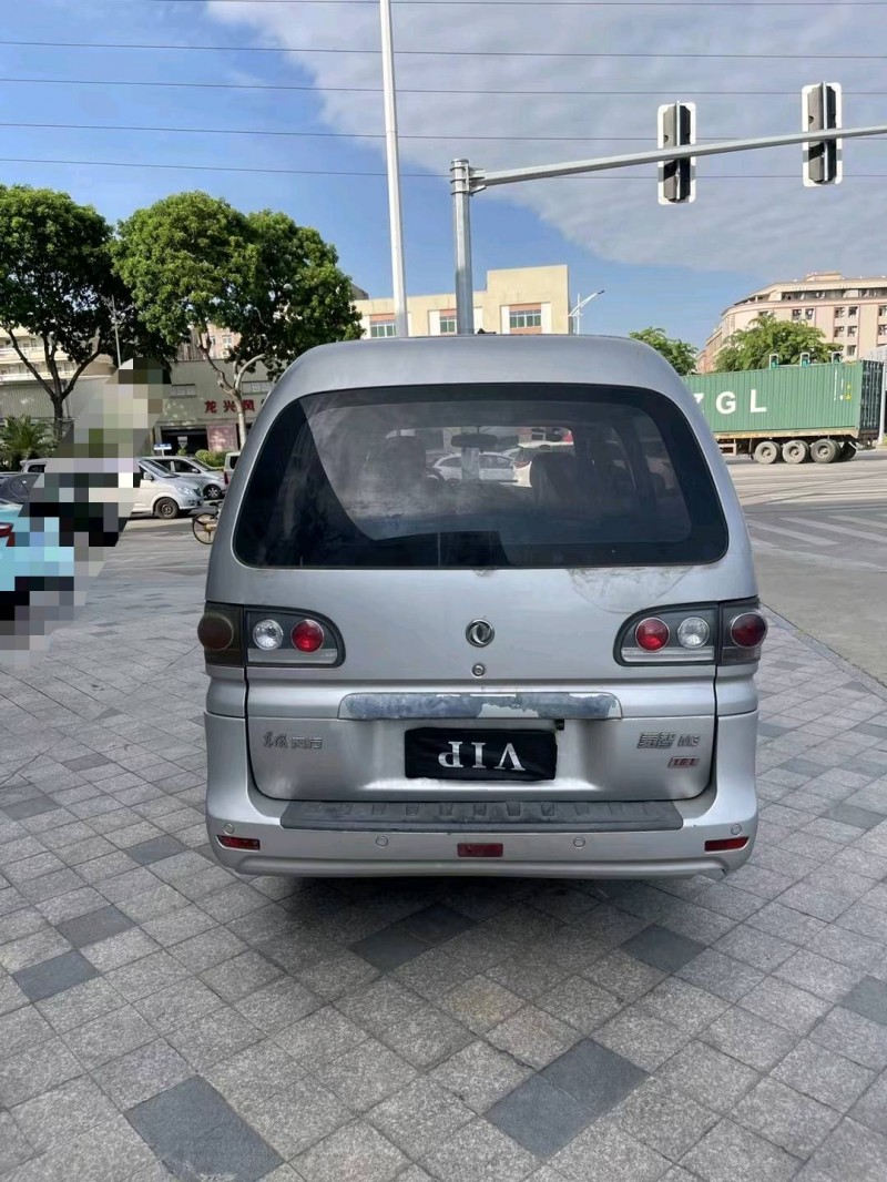 东莞16年东风菱智6