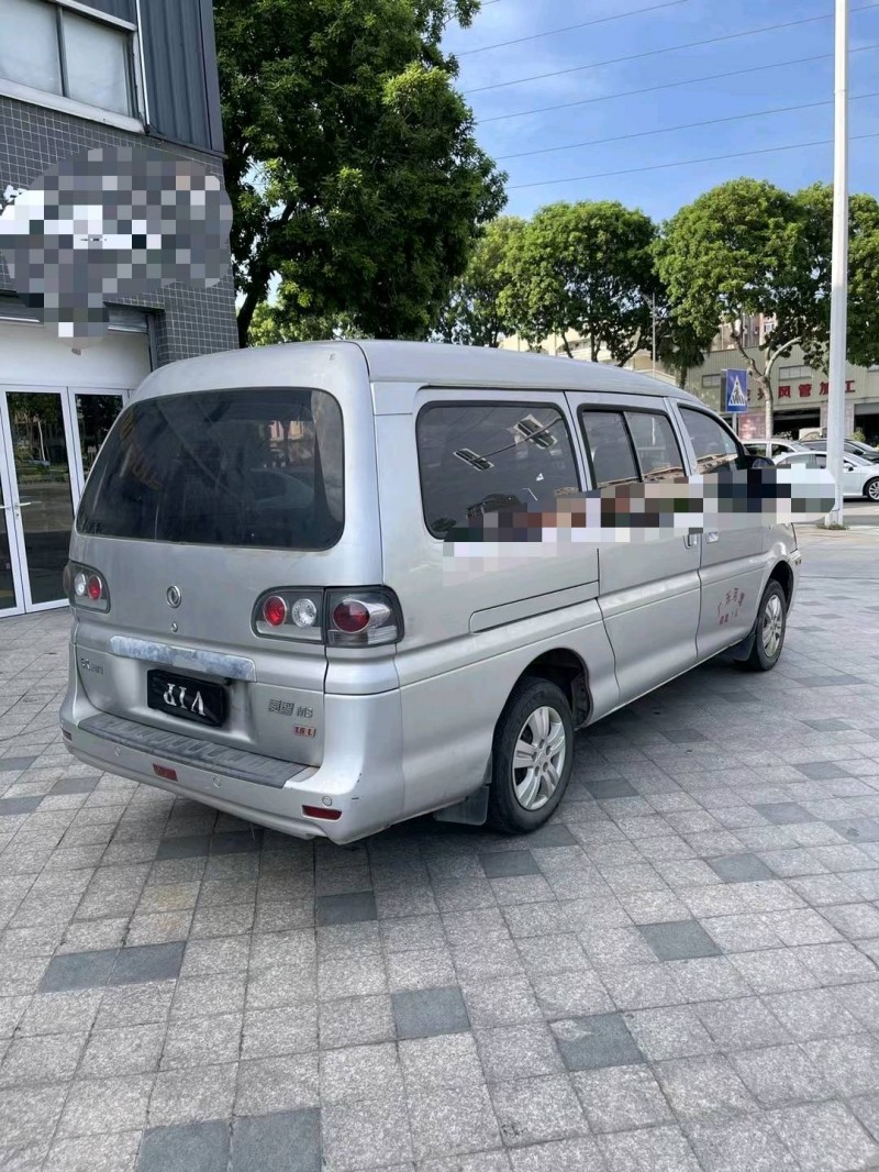 东莞16年东风菱智7