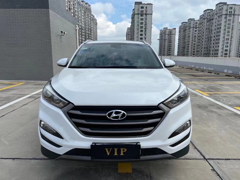 徐州17年现代途胜1