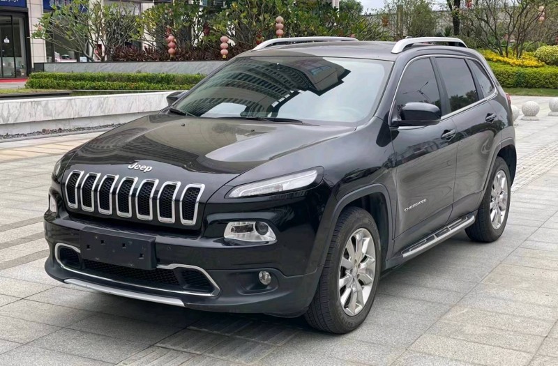 宜春18年Jeep自由光1