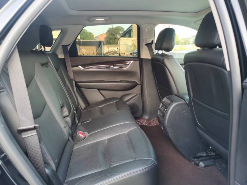 北京18年凯迪拉克XT52