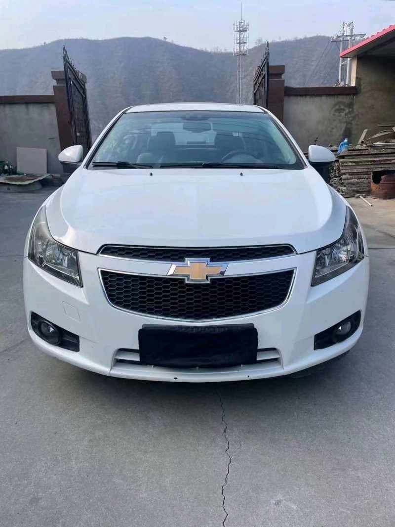 邯郸14年雪佛兰科鲁兹1