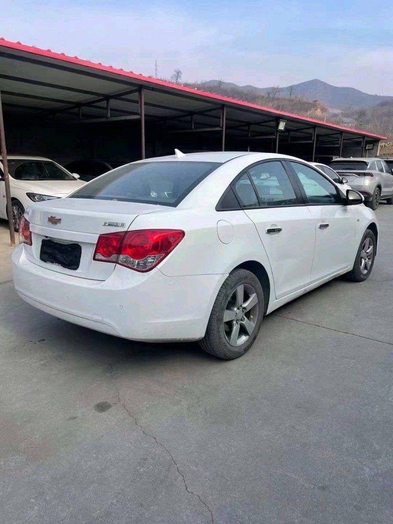 邯郸14年雪佛兰科鲁兹3