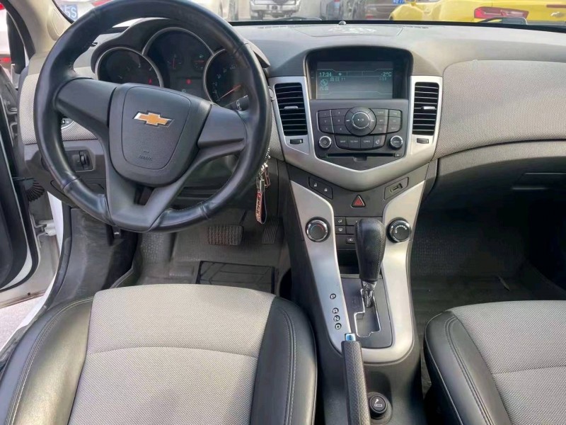 邯郸14年雪佛兰科鲁兹9