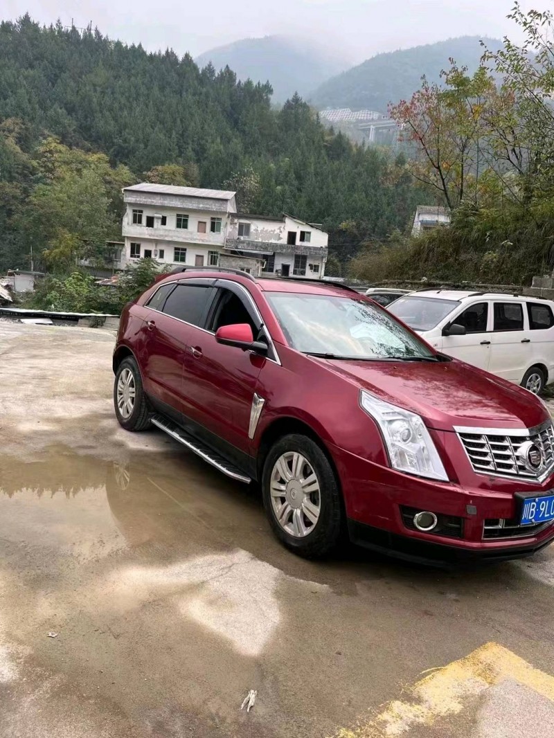 重庆13年凯迪拉克SRX4
