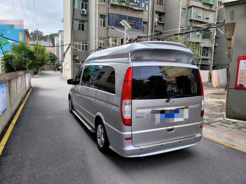 邯郸14年奔驰威霆4