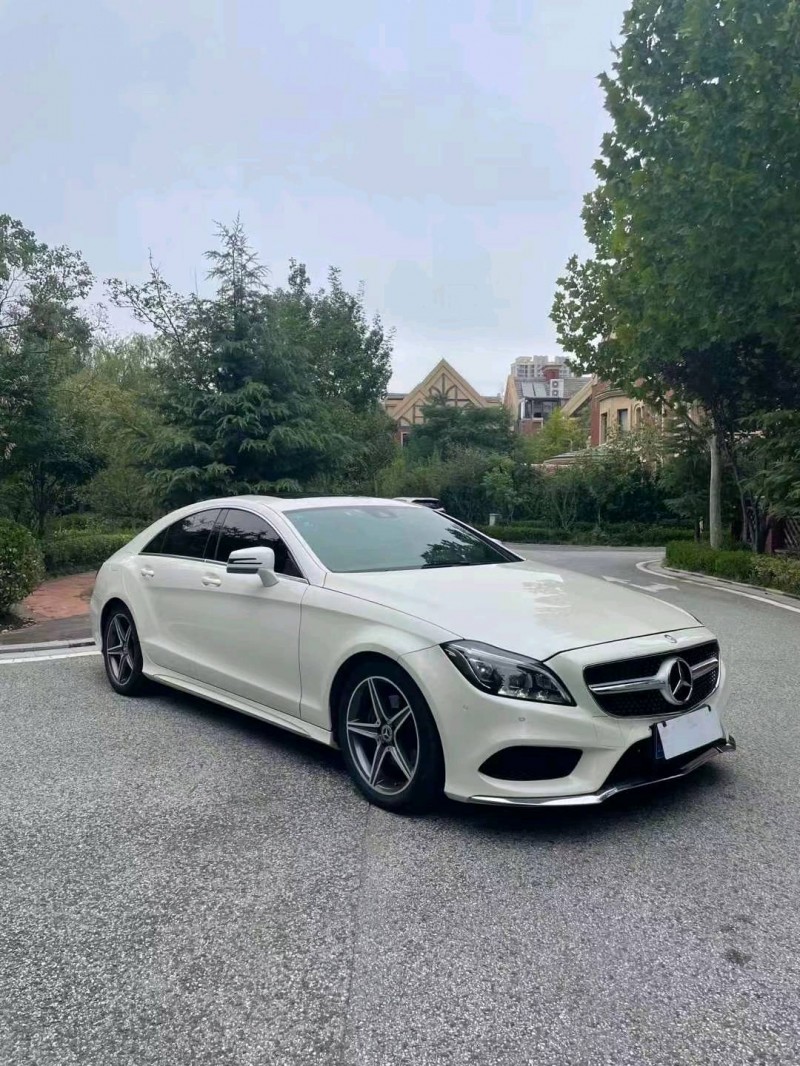 东营17年奔驰CLS8