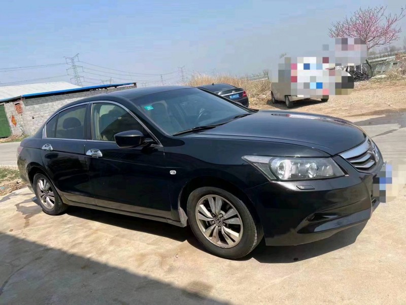 枣庄12年本田雅阁2