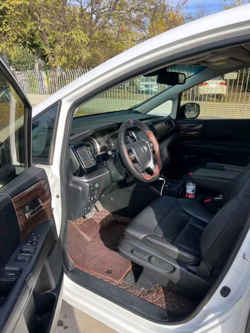 石家庄17年本田艾力绅4