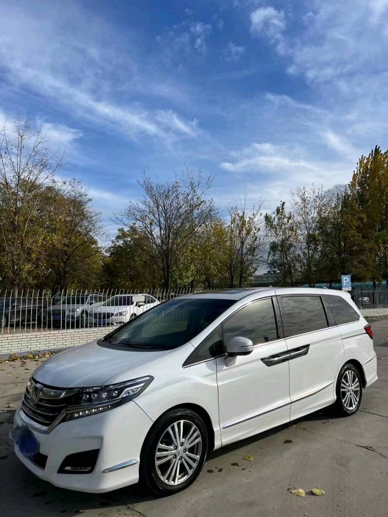 石家庄17年本田艾力绅3