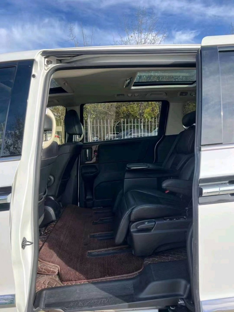 石家庄17年本田艾力绅8