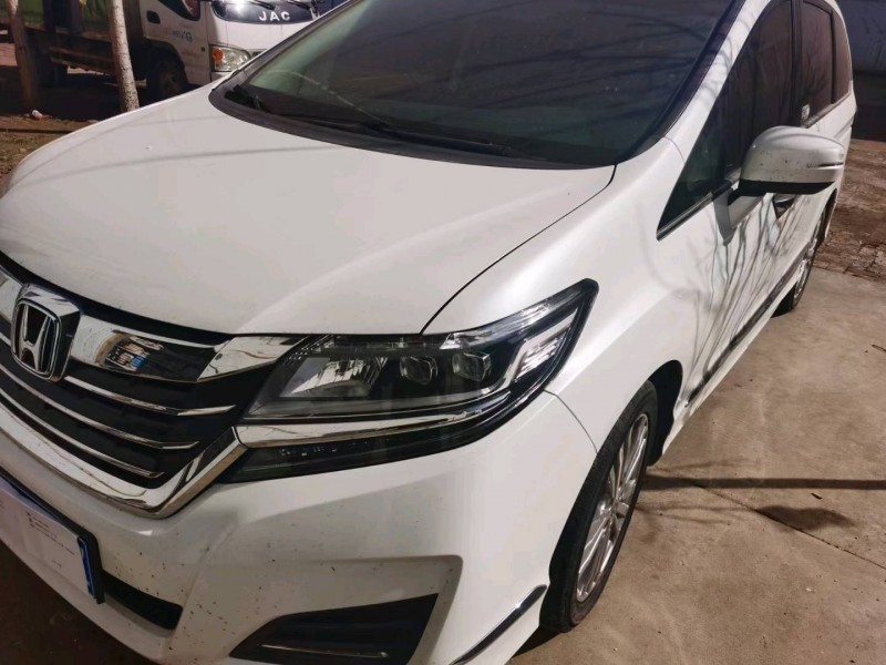 聊城19年本田艾力绅5