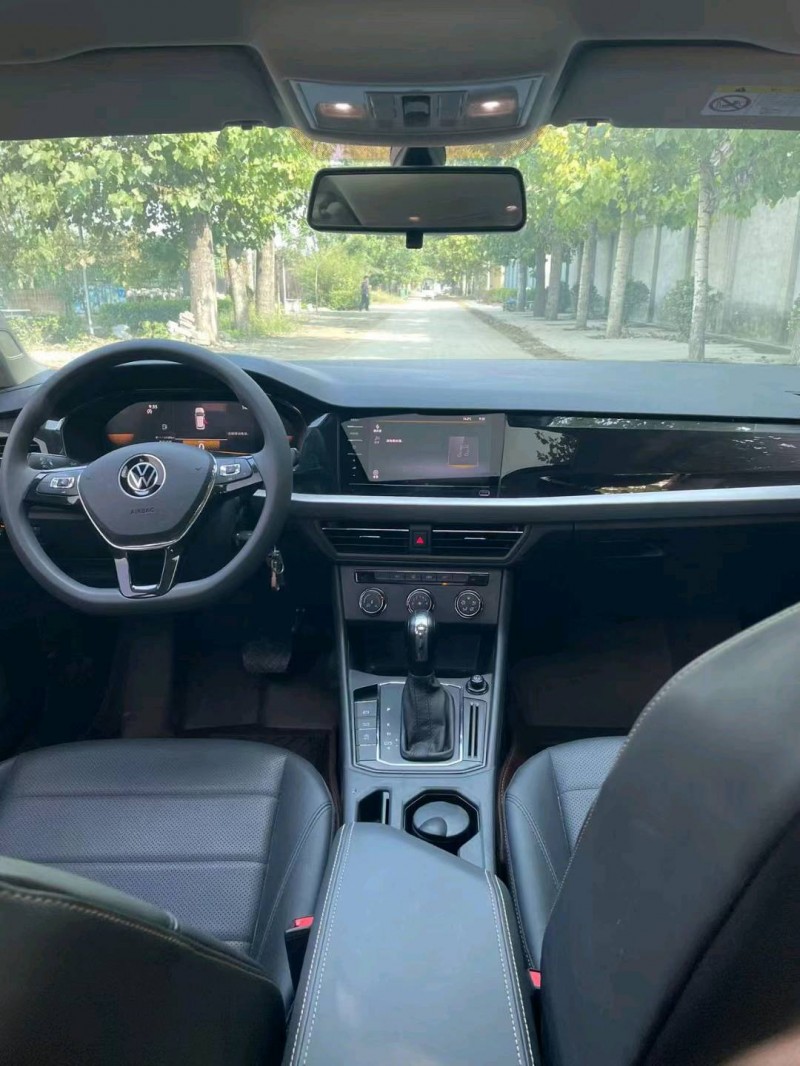 保定22年大众朗逸6