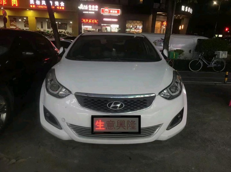 广州16年现代朗动1