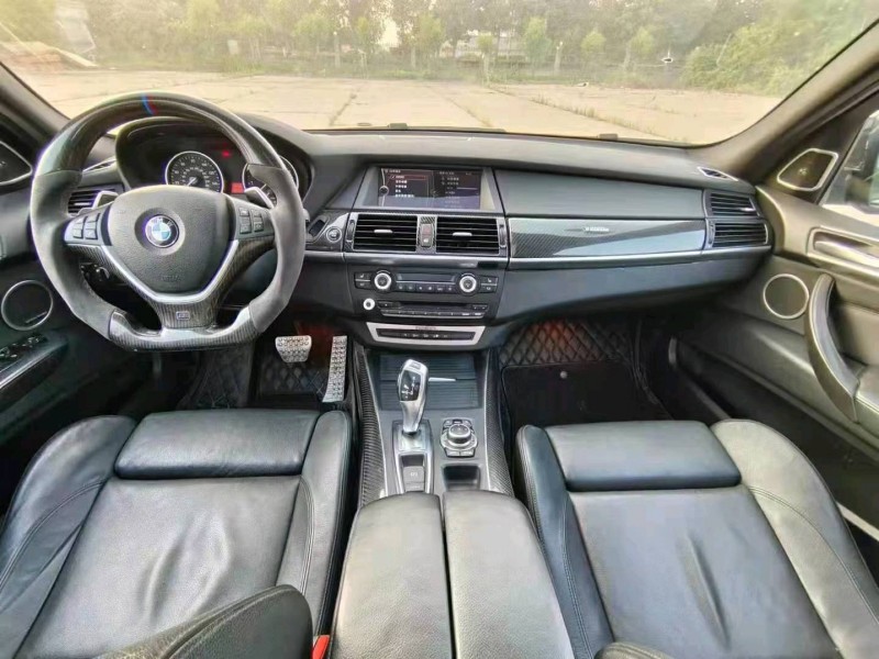 北京12年宝马X51