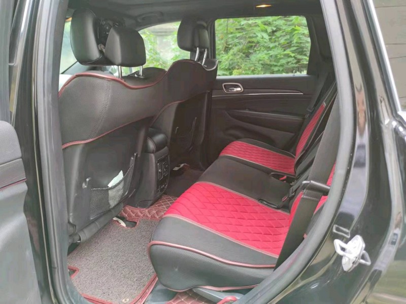 北京17年Jeep大切诺基6