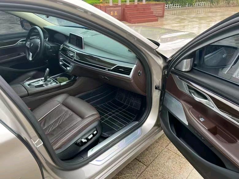 盐城20年宝马7系4