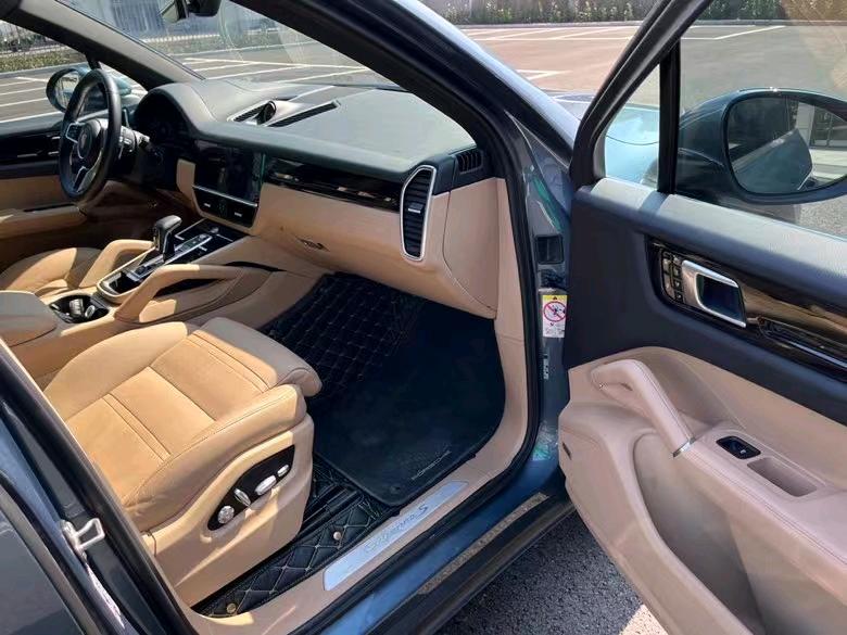 盐城18年保时捷卡宴6