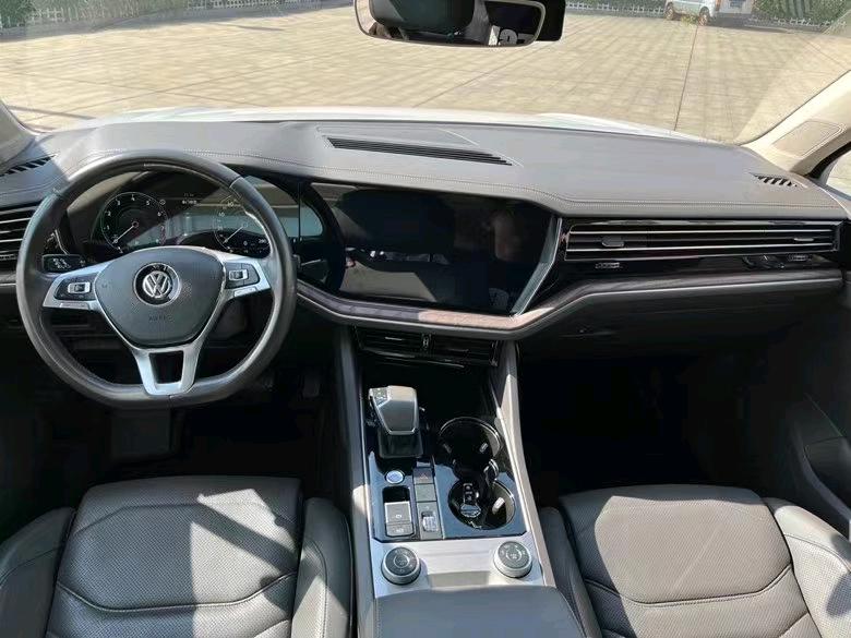 盐城20年大众途锐7