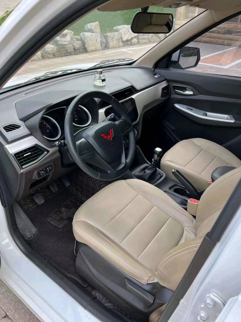 邢台22年五菱汽车宏光4