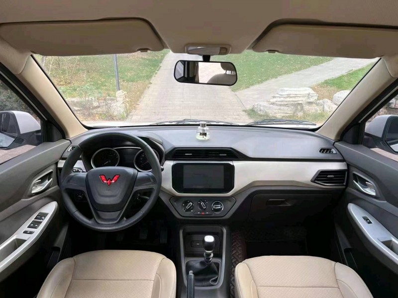 邢台22年五菱汽车宏光5