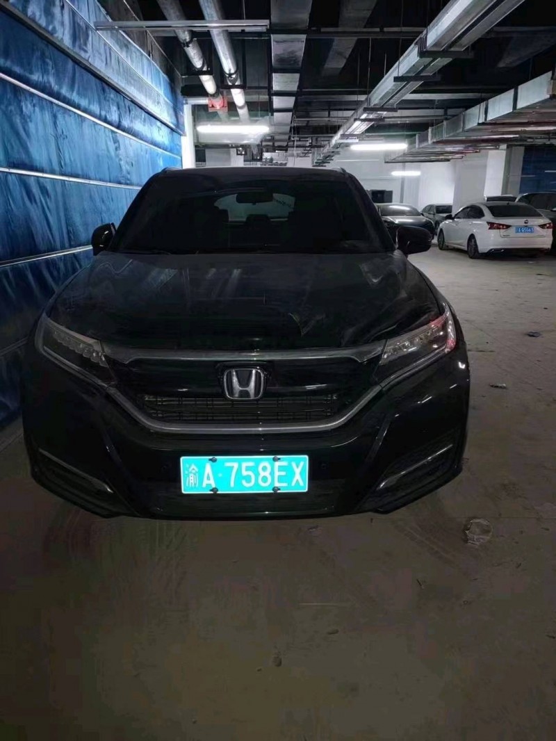 重庆19年本田URV5