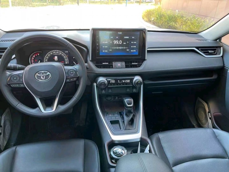 邯郸21年丰田RAV4荣放8