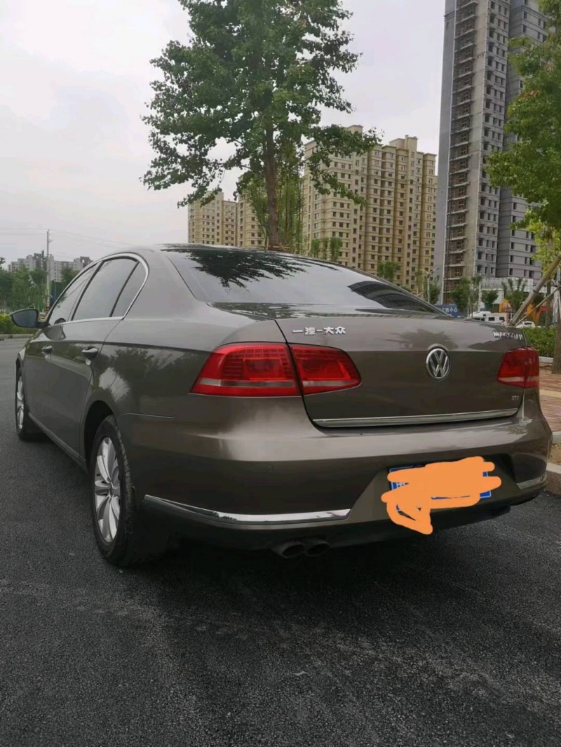 济南13年大众迈腾4