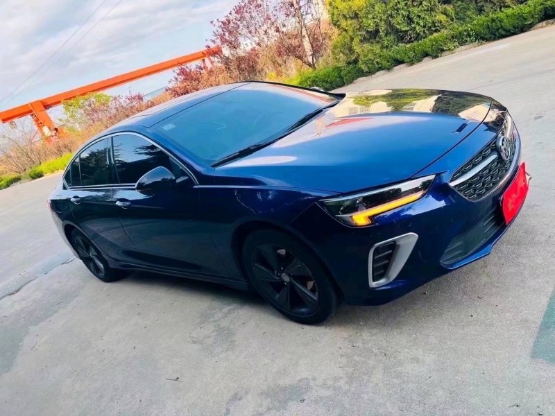 枣庄21年别克君威2