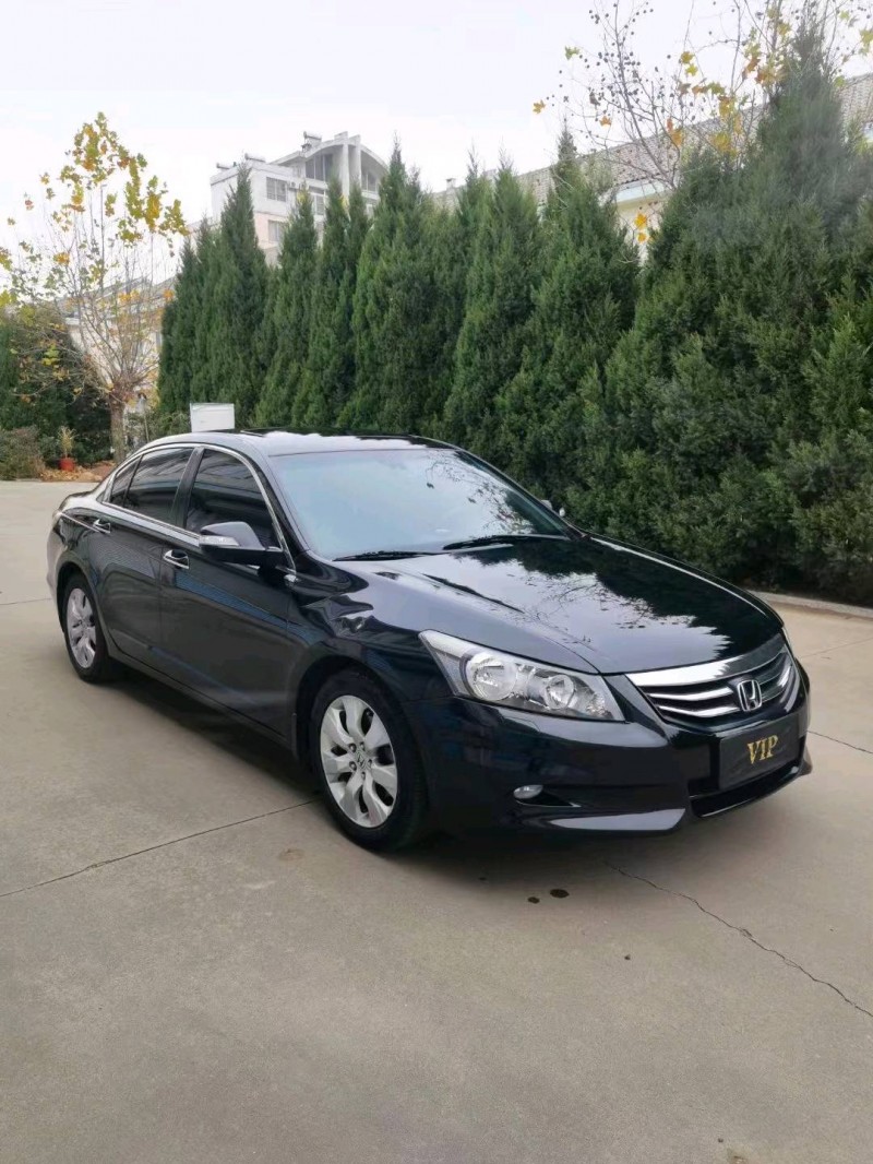 枣庄12年本田雅阁2