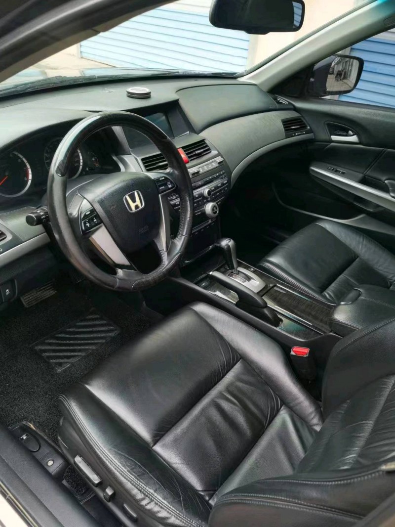 枣庄12年本田雅阁7