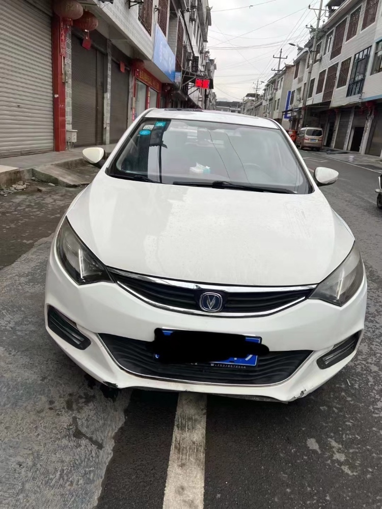 重慶14年長安汽車睿行1