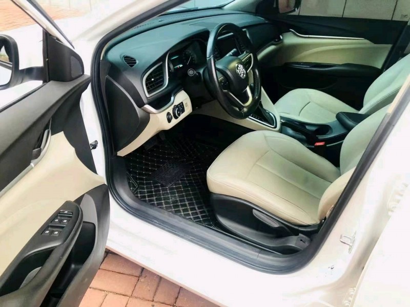 沈阳19年别克英朗GT4