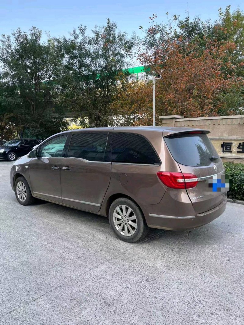 枣庄19年别克GL83