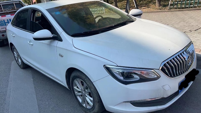 重庆17年别克英朗3