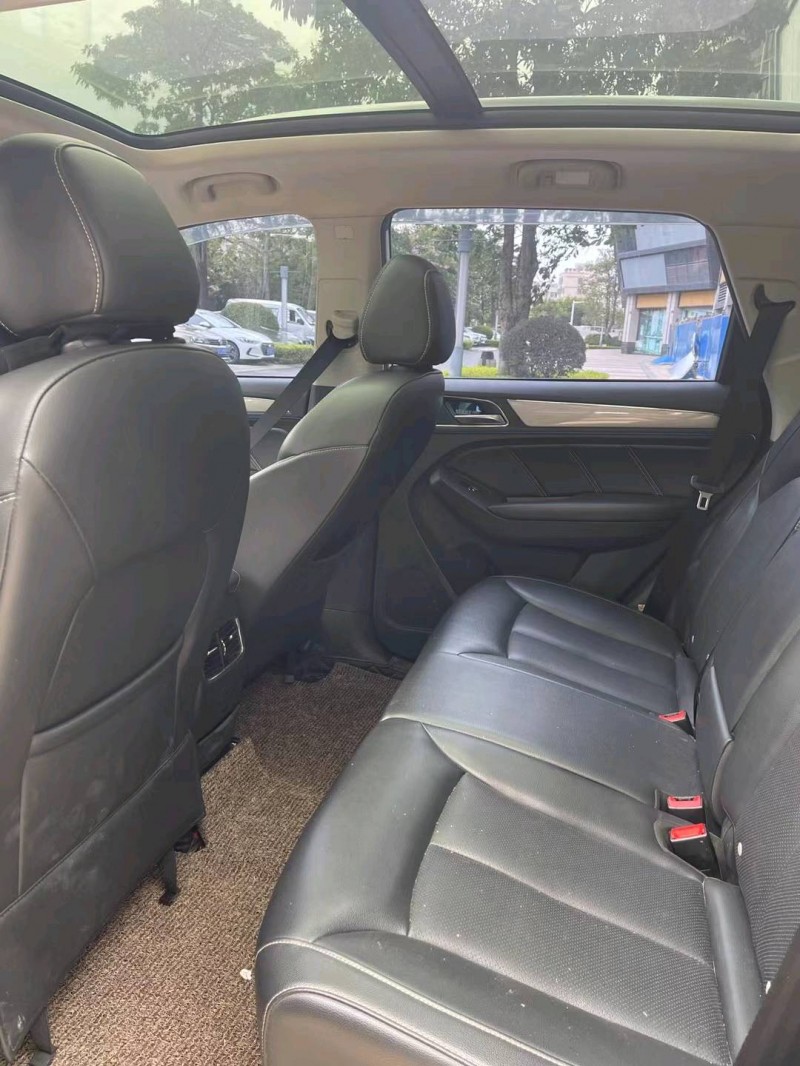 佛山18年荣威RX59