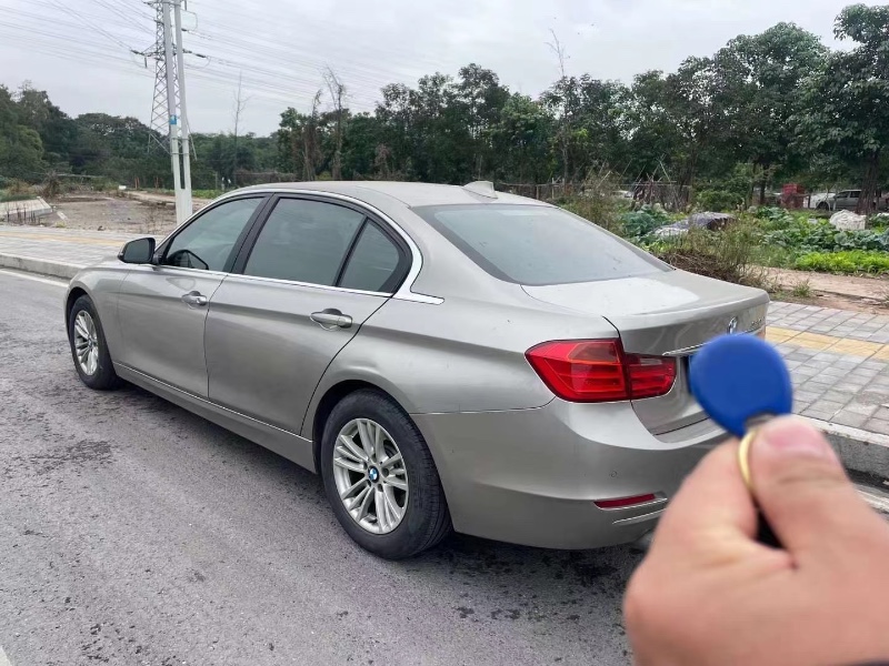 重庆14年宝马3系4