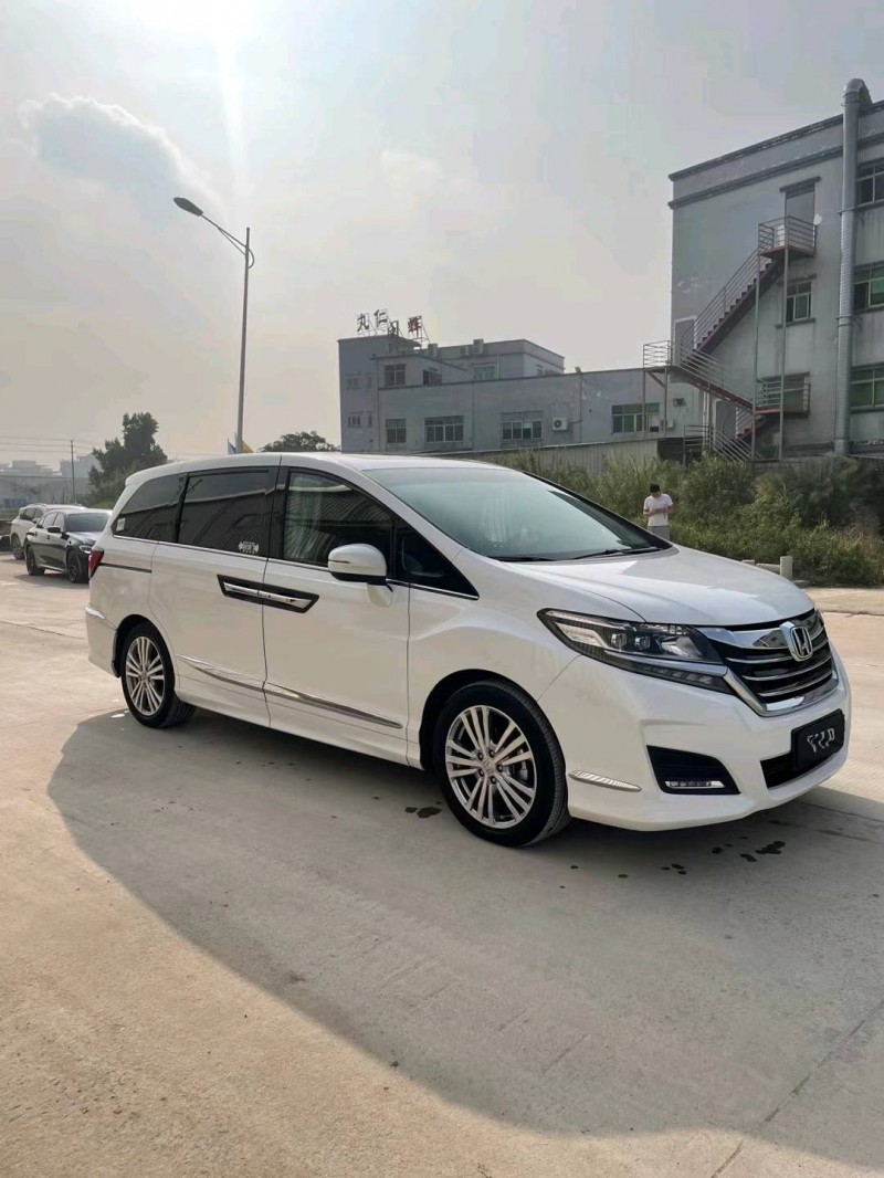 东莞19年本田艾力绅2