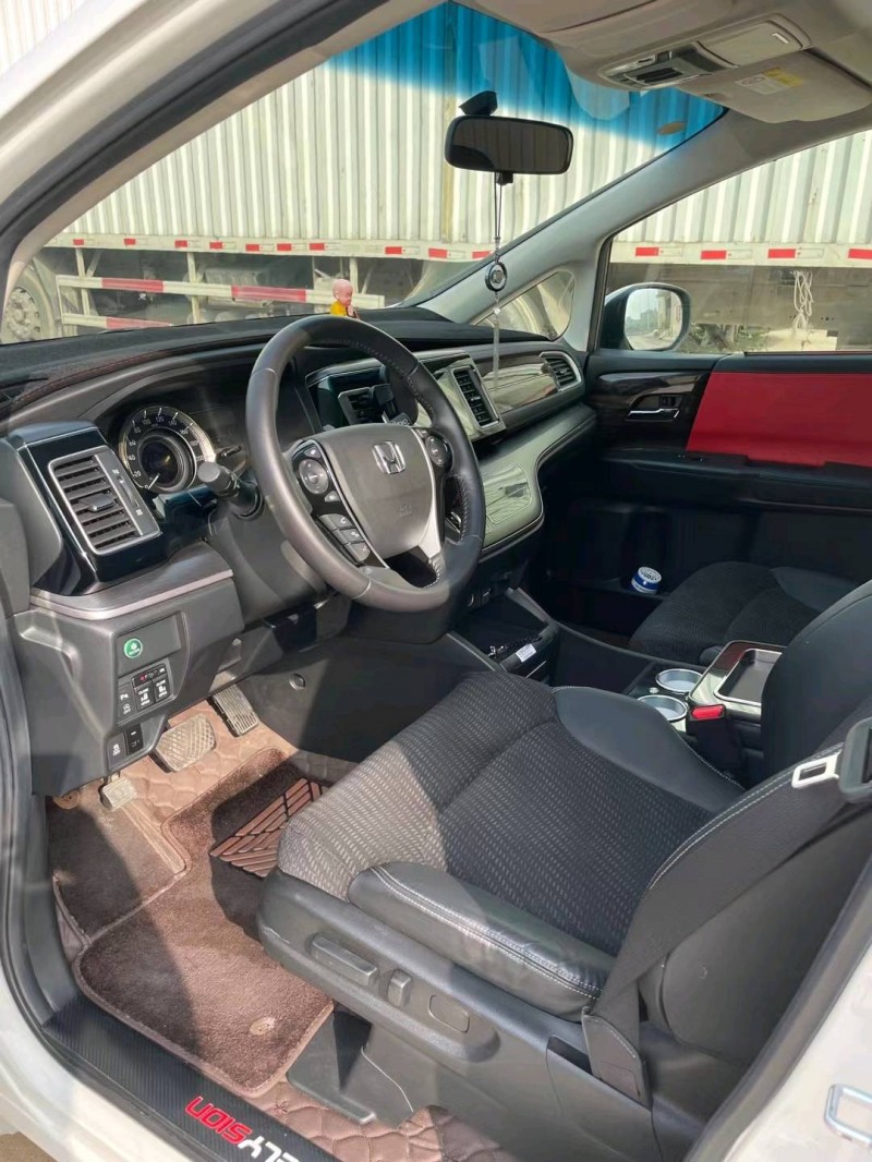 东莞19年本田艾力绅6