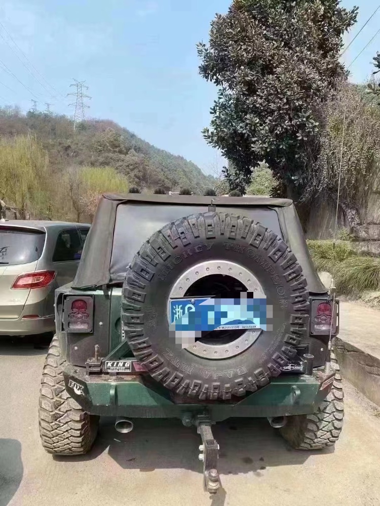 遵義09年Jeep牧馬人4