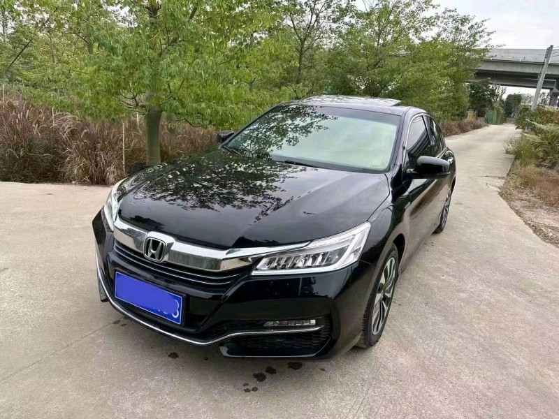 中山18年本田雅阁7