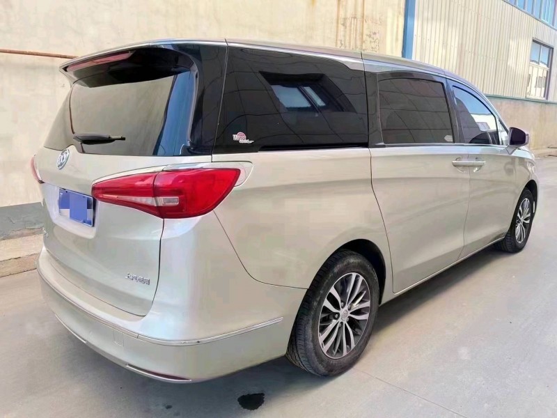 邢台17年别克GL86