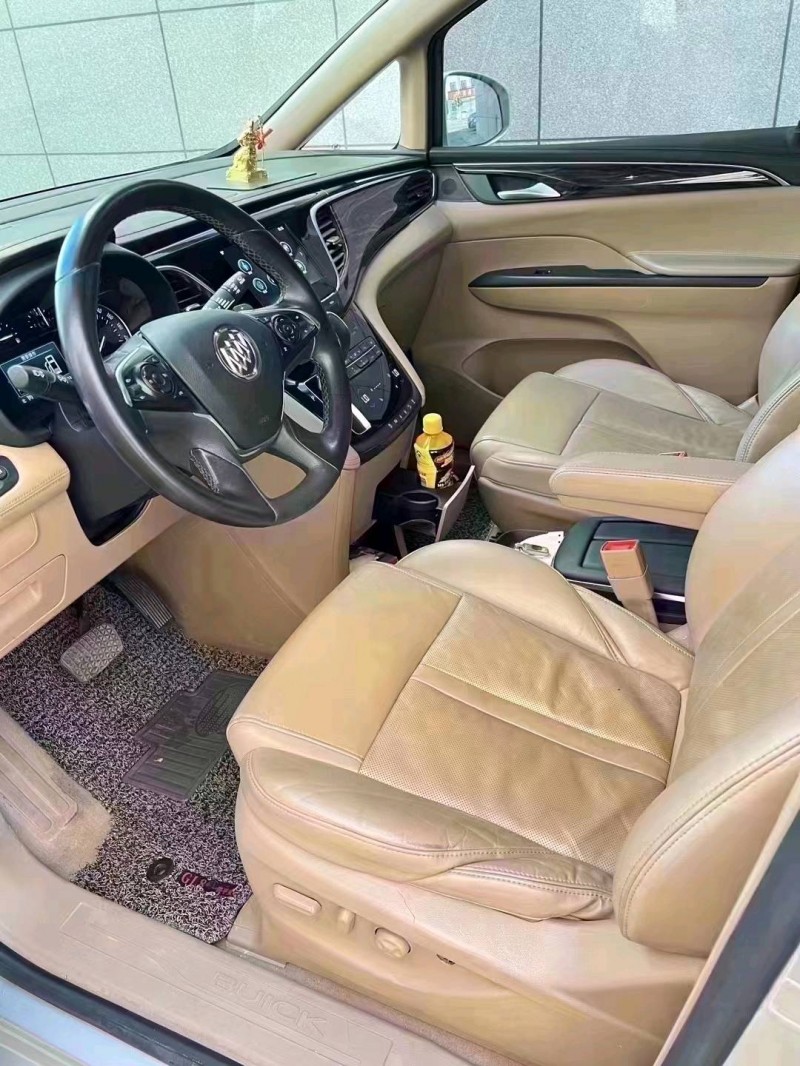 邢台17年别克GL89